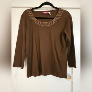 NWT Women's Boat Neck  Top with 3/4 length sleeve. Decoration around neck